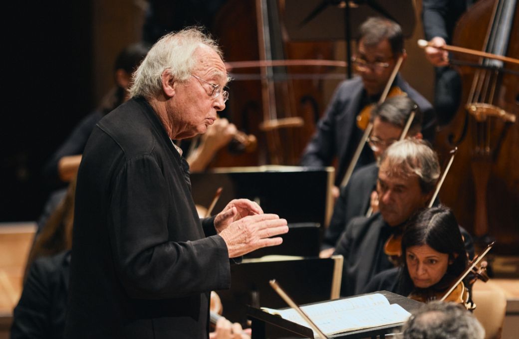 Philippe Herreweghe dirigiert das Orchestre des Champs-Élysées © Berliner Festspiele | Fabian Schellhorn