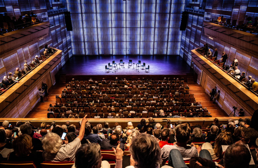 Muziekgebouw: main hall © Melle Meivogel