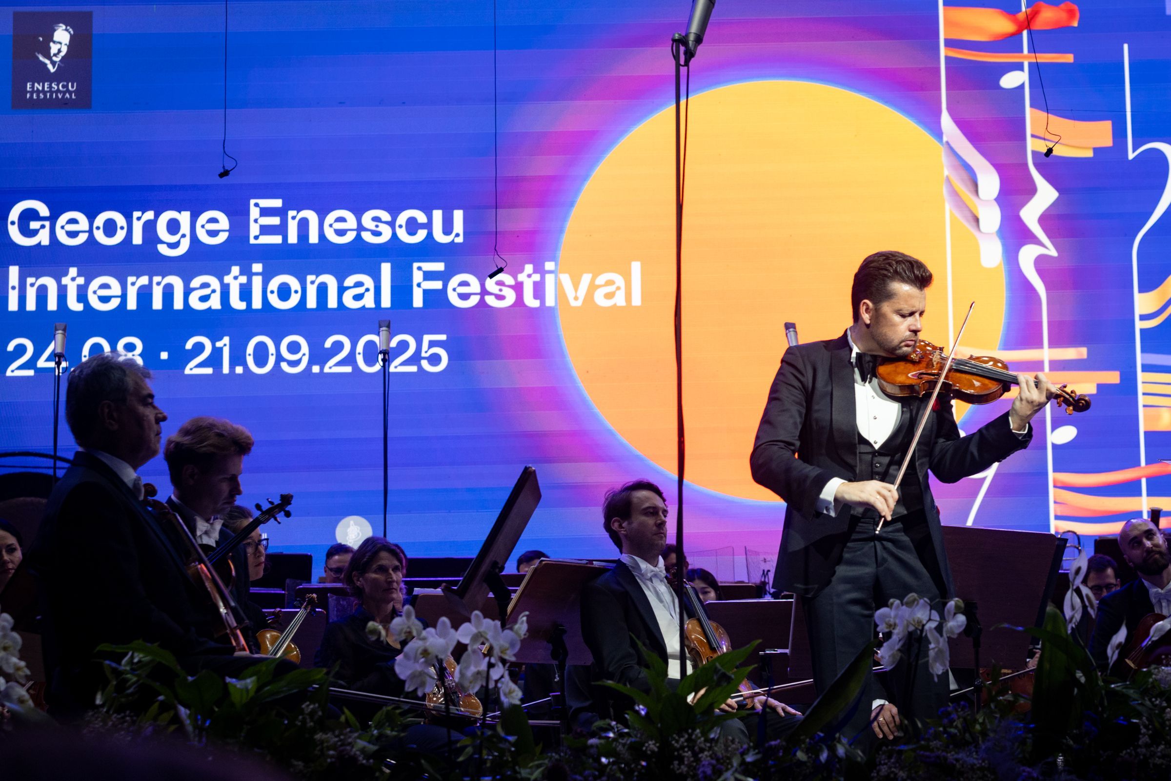 Julian Rachlin and the Frankfurt Radio Symphony © Catalina Filip