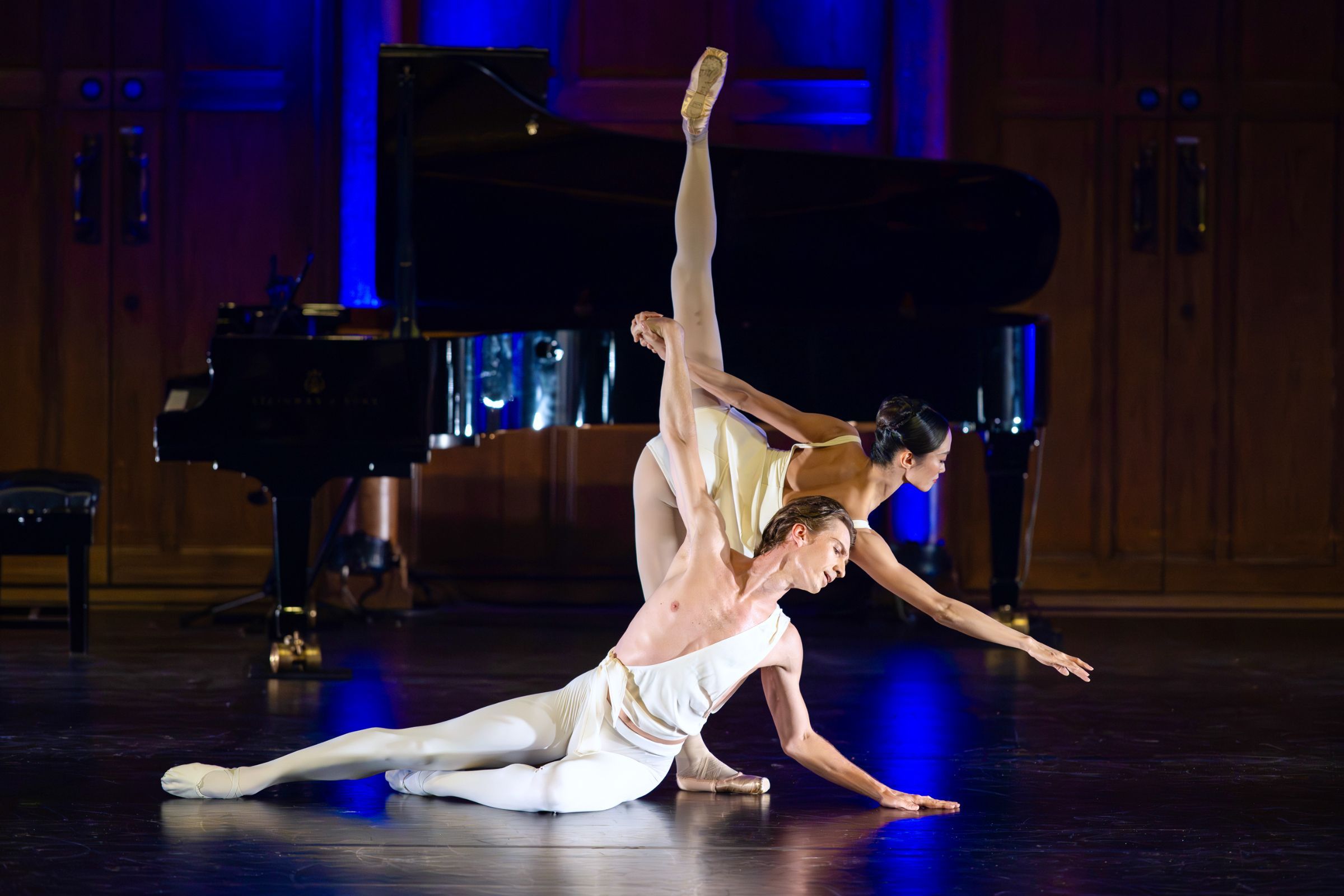 Fumi Kaneko and Vadim Muntagirov in George Balanchine's <i>Apollo</i> © Deborah Jaffe