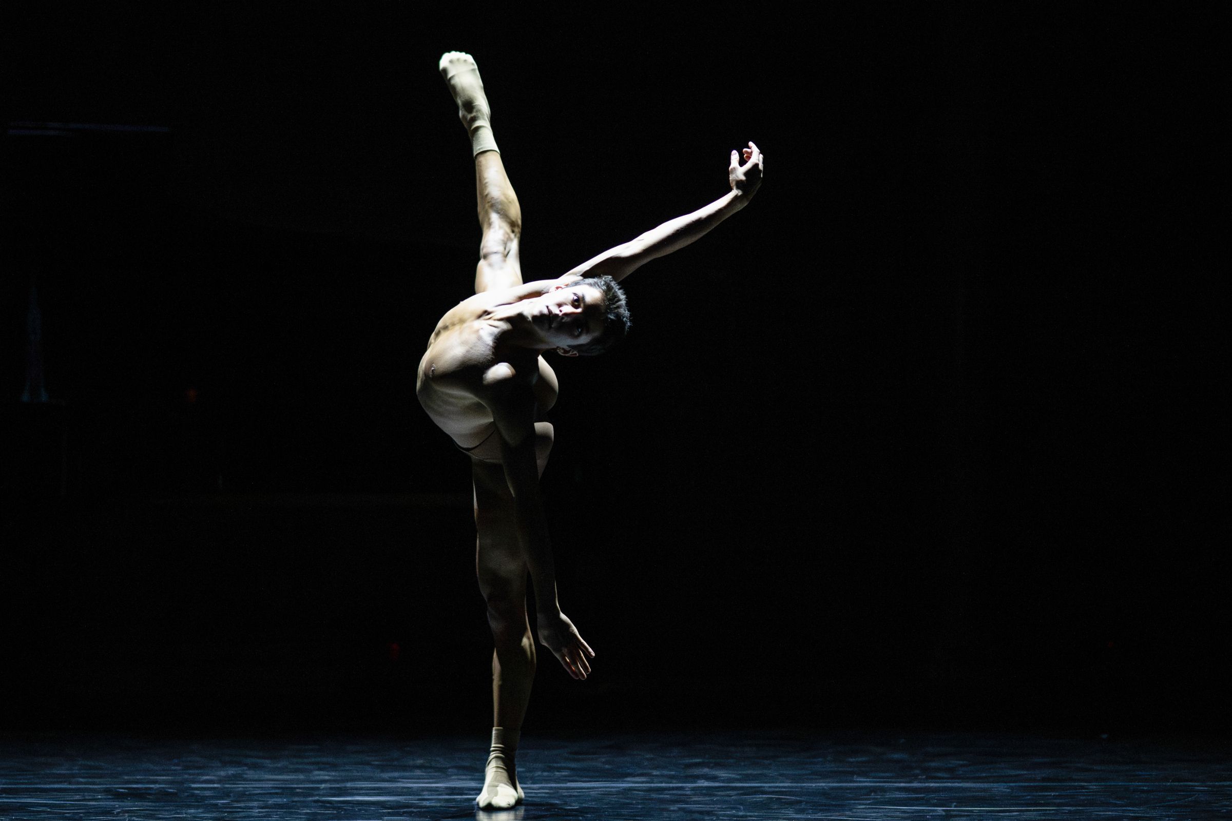 Caspar Lench in <i>Flux</i> by Jordan James Bridge © Deborah Jaffe