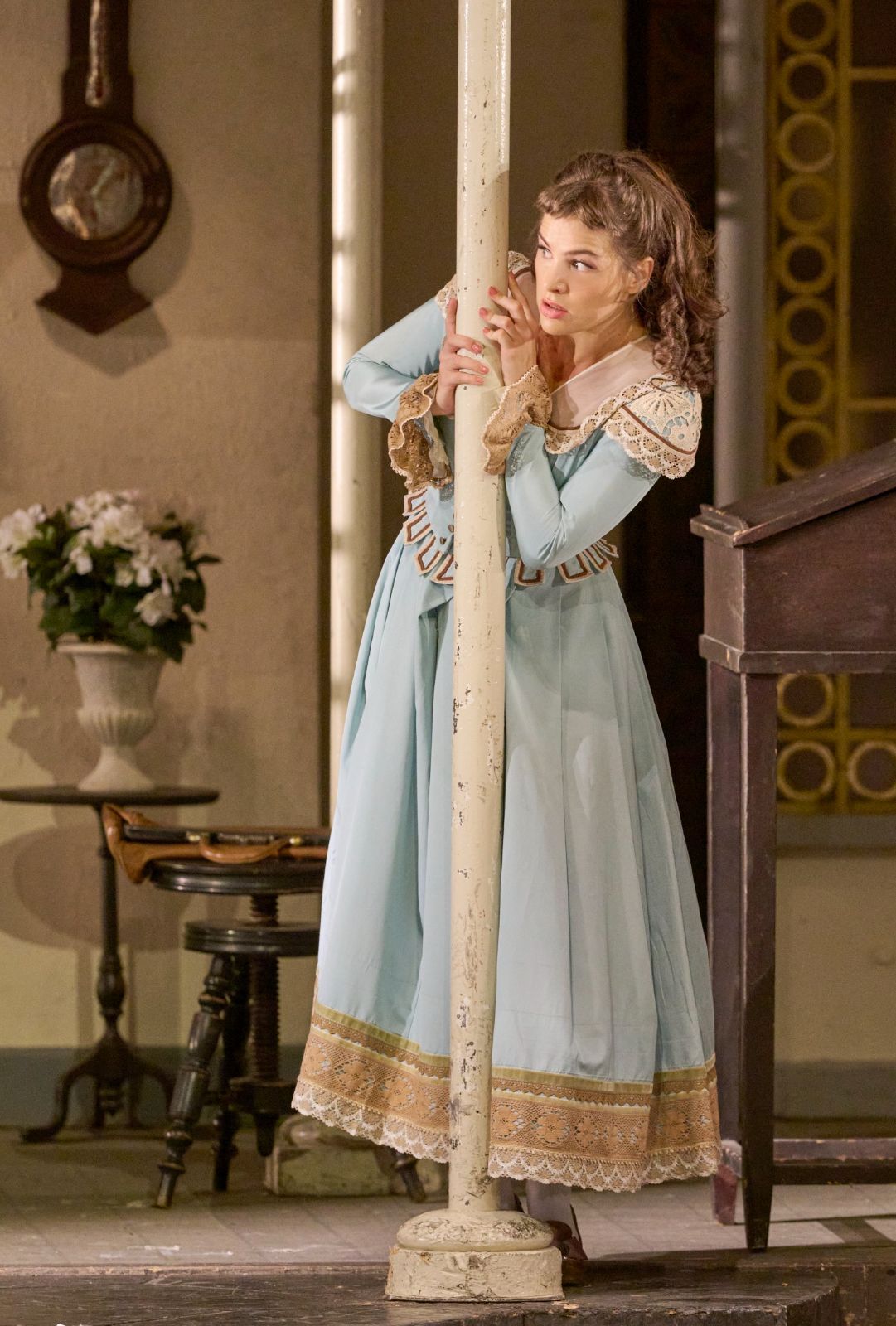 Patricia Nolz (Rosina) in <i>Il barbiere di Siviglia</i>, inszeniert von Günther Rennert © Michael Pöhn | Wiener Staatsoper