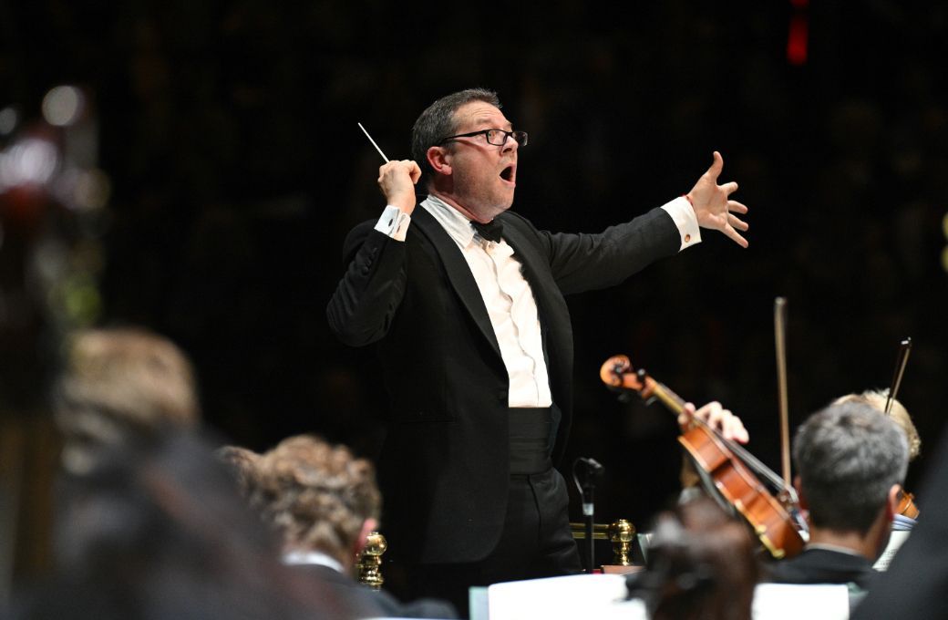 John Wilson conducts the Sinfonia of London © BBC | Chris Christodoulou