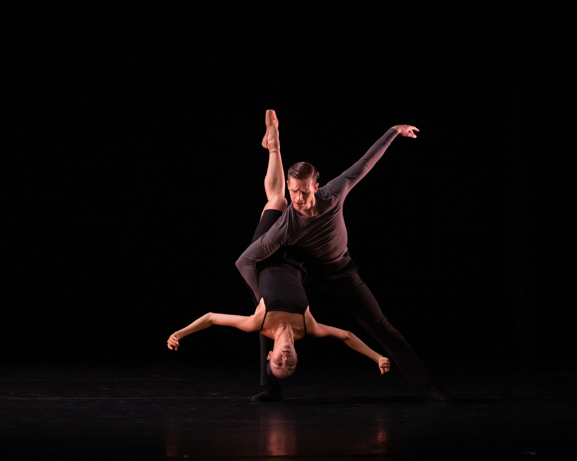 Jimin Kim and Nicholas Vavrecka in Liam Scarlett's <i>Consolations & Liebestraum</i> © Photography by ASH