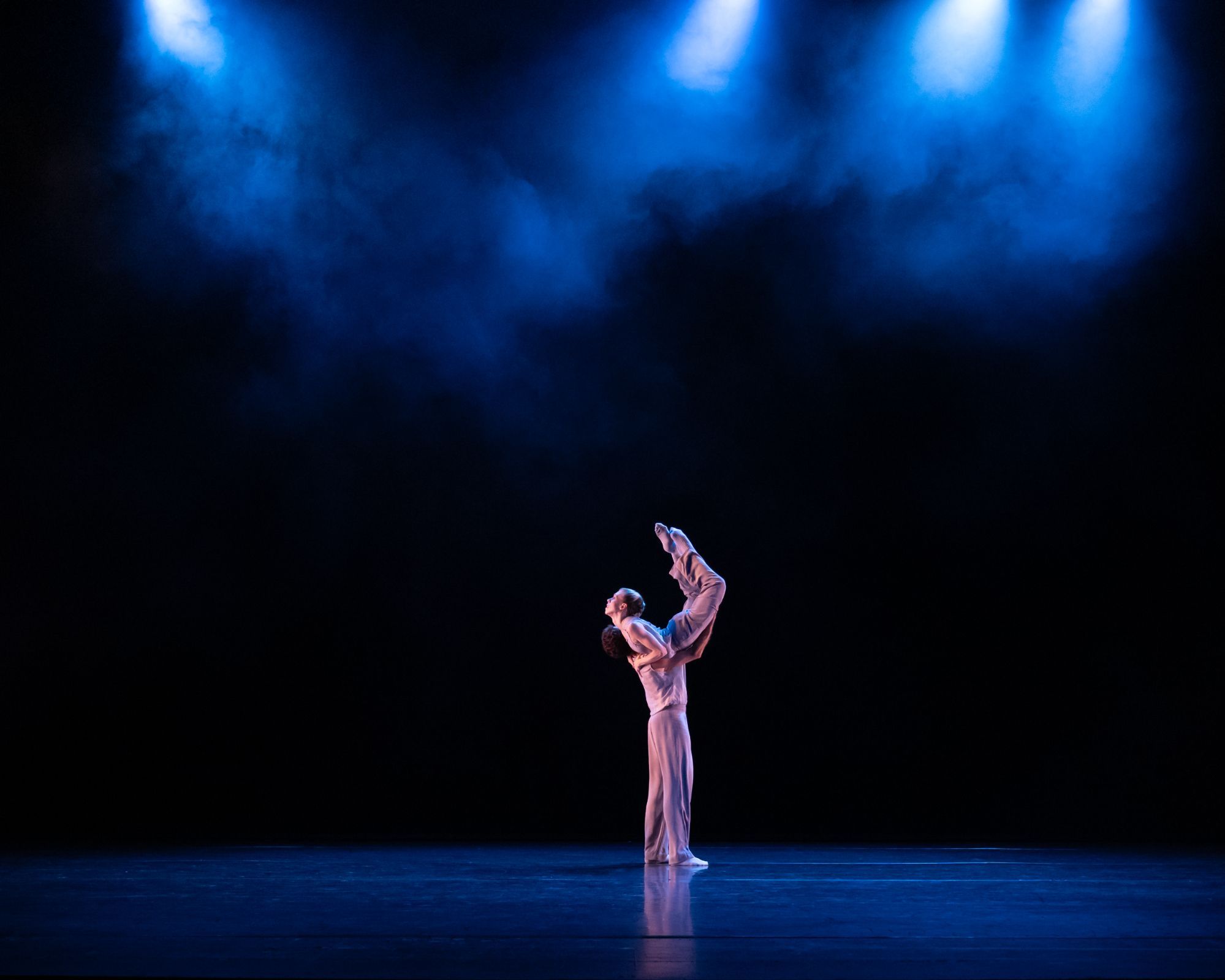 Constance Devernay-Laurence and Alejandro Virelles in Florent Melac's <i>Soft Shore</i> © Photography by ASH