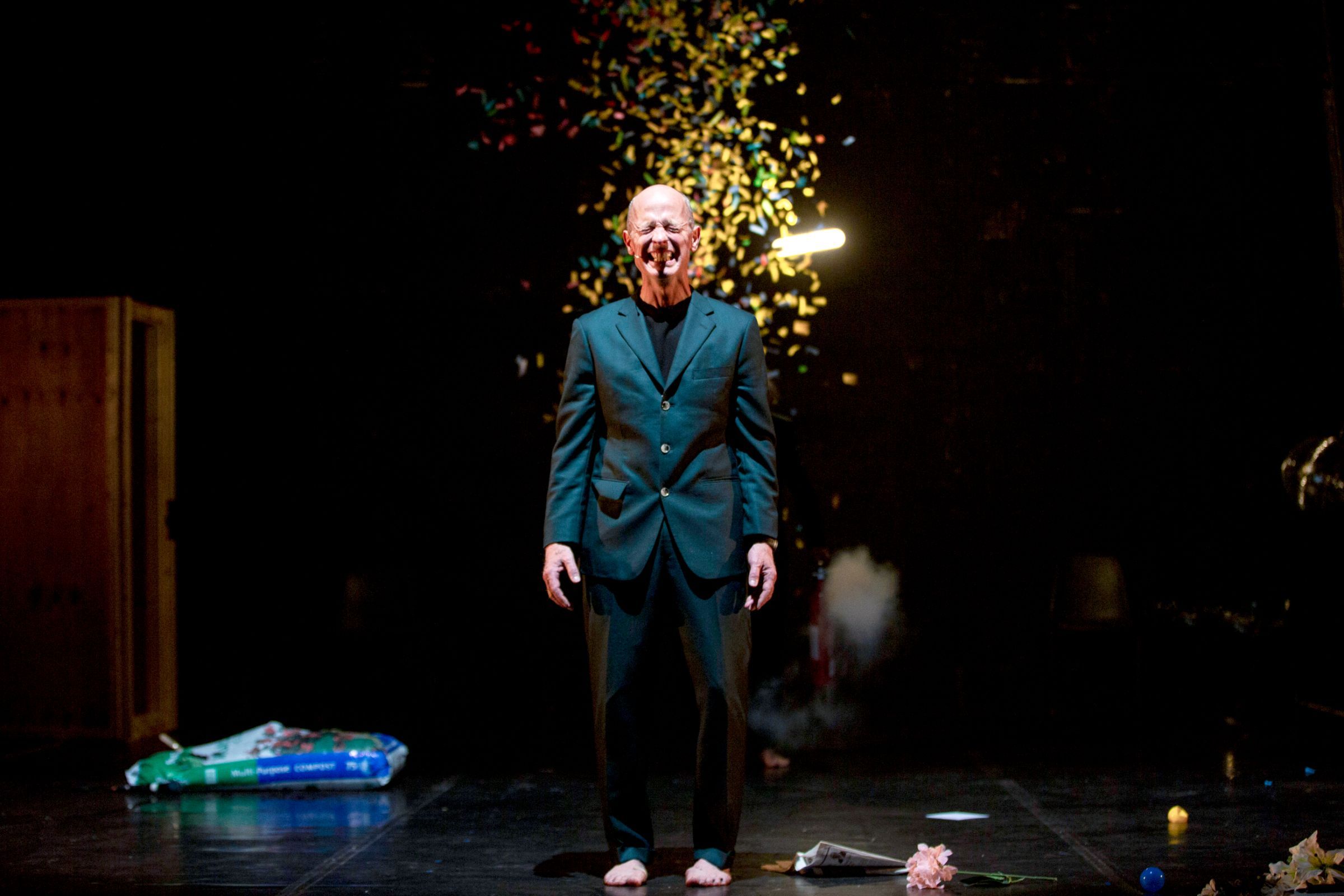 Teaċ Daṁsa, Michael Keegan-Dolan in <i>How to be a Dancer in Seventy-two Thousand Easy Lessons</i> © Fiona Morgan