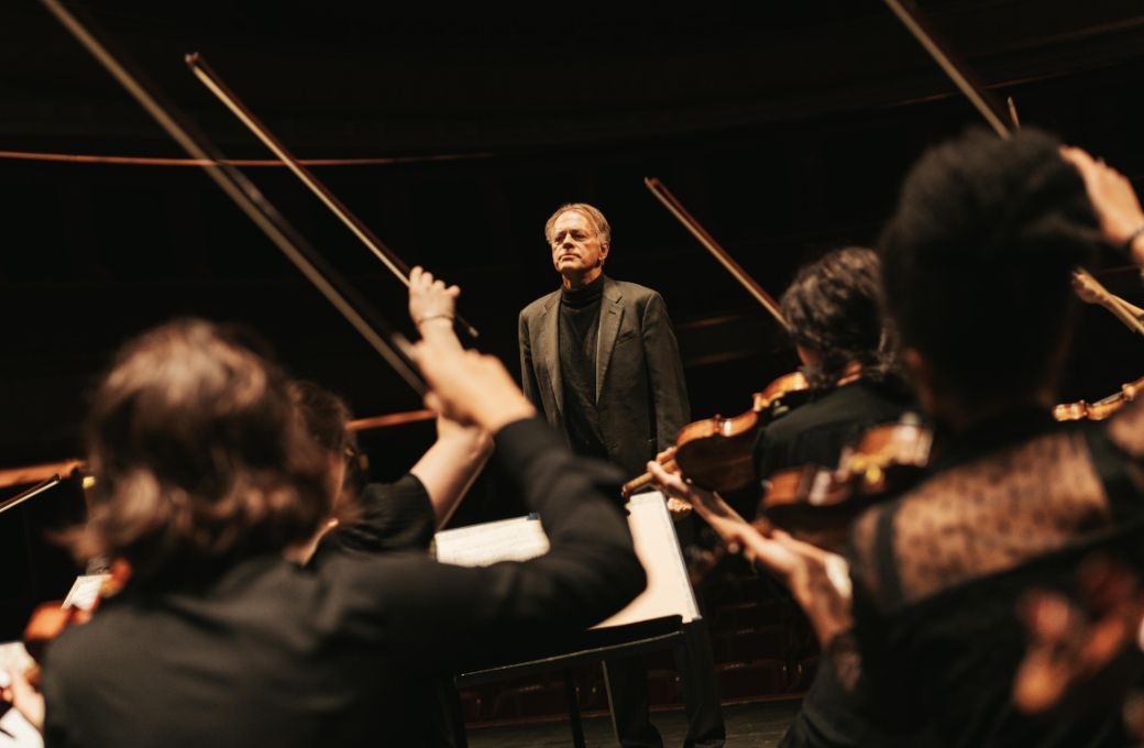 Thomas Hengelbrock dirige l'Orchestre de chambre de Paris au TCE &copy; Orchestre de chambre de Paris / Edouard Brane