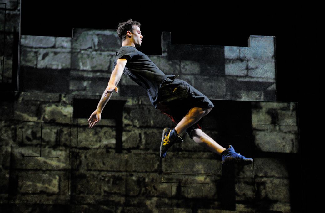 Cirque Eloize, <i>iD Reloaded</i> &copy; Caroline Thibault