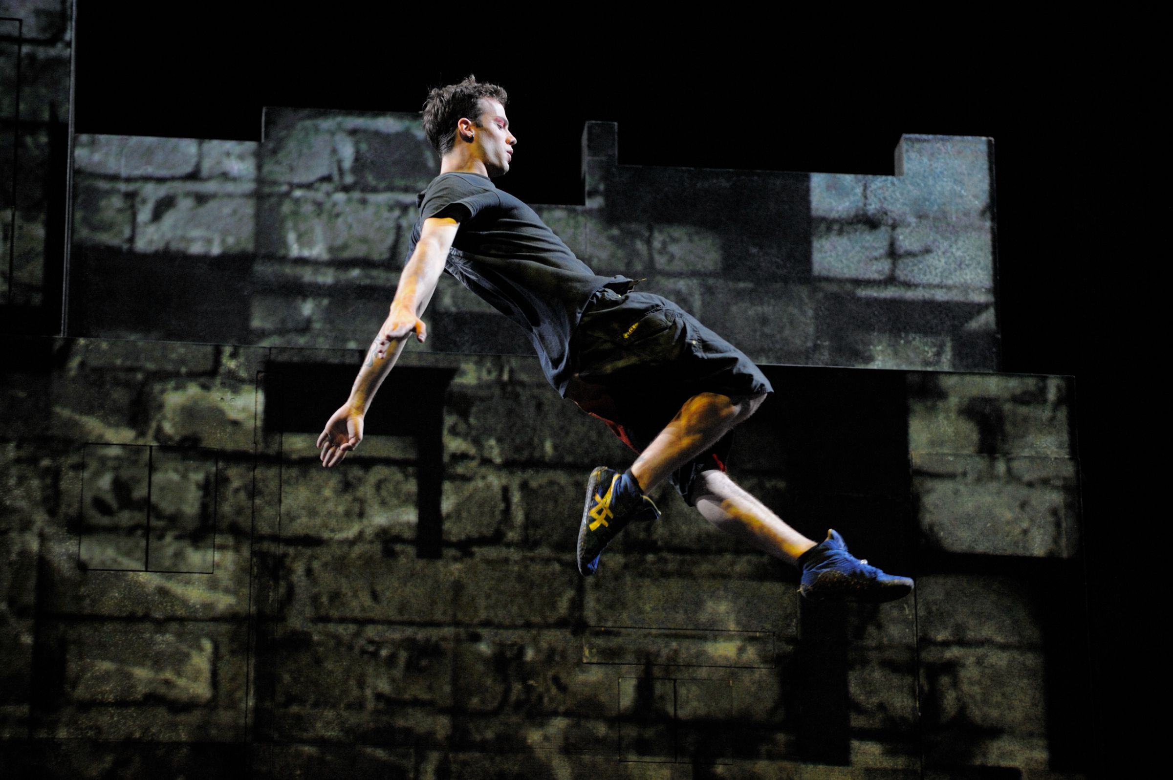 Cirque Eloize, <i>iD Reloaded</i> &copy; Caroline Thibault