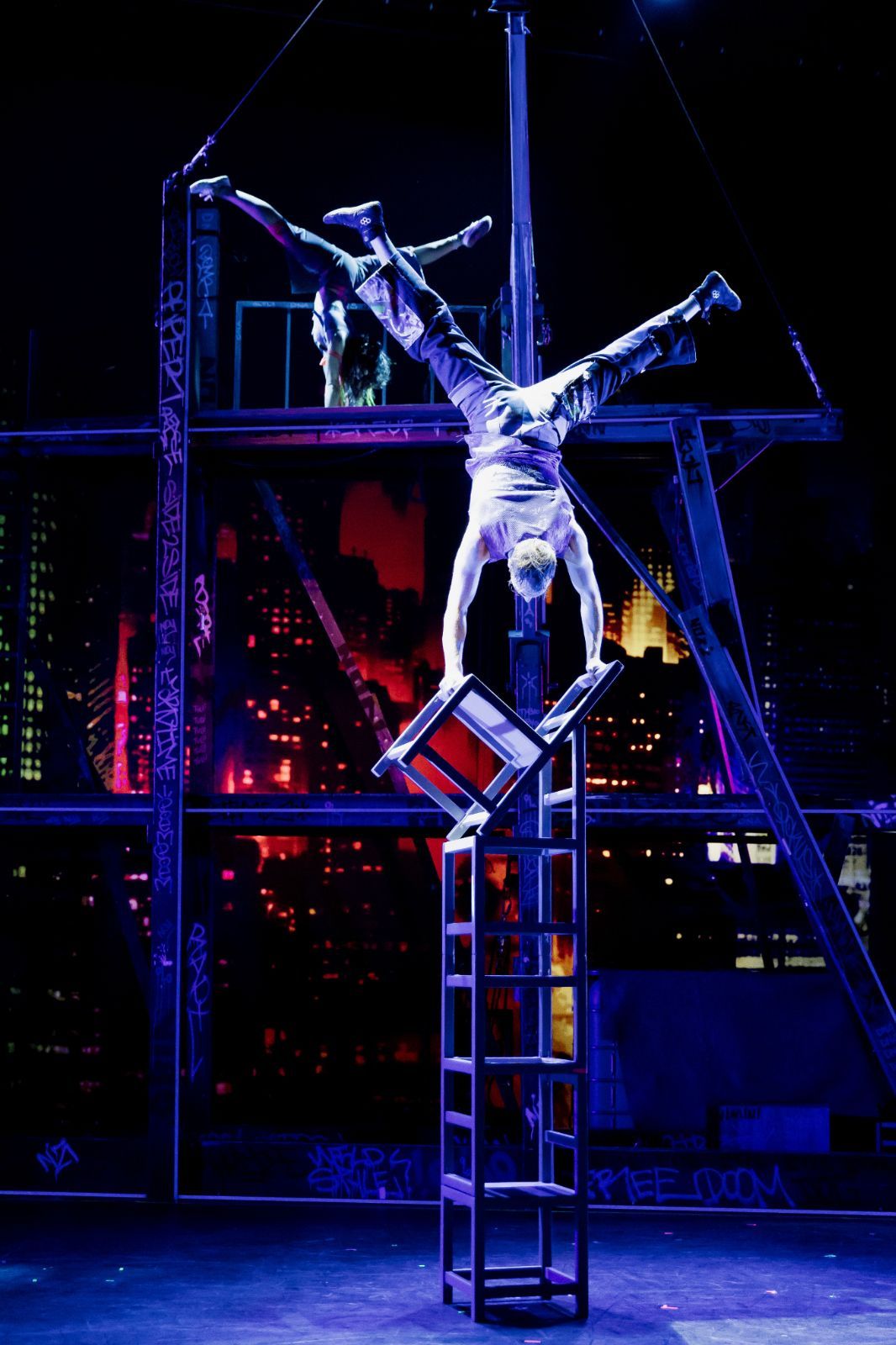 Adam Dransfield of Cirque Éloize in <i>iD Reloaded</i> &copy; Caroline Thibault