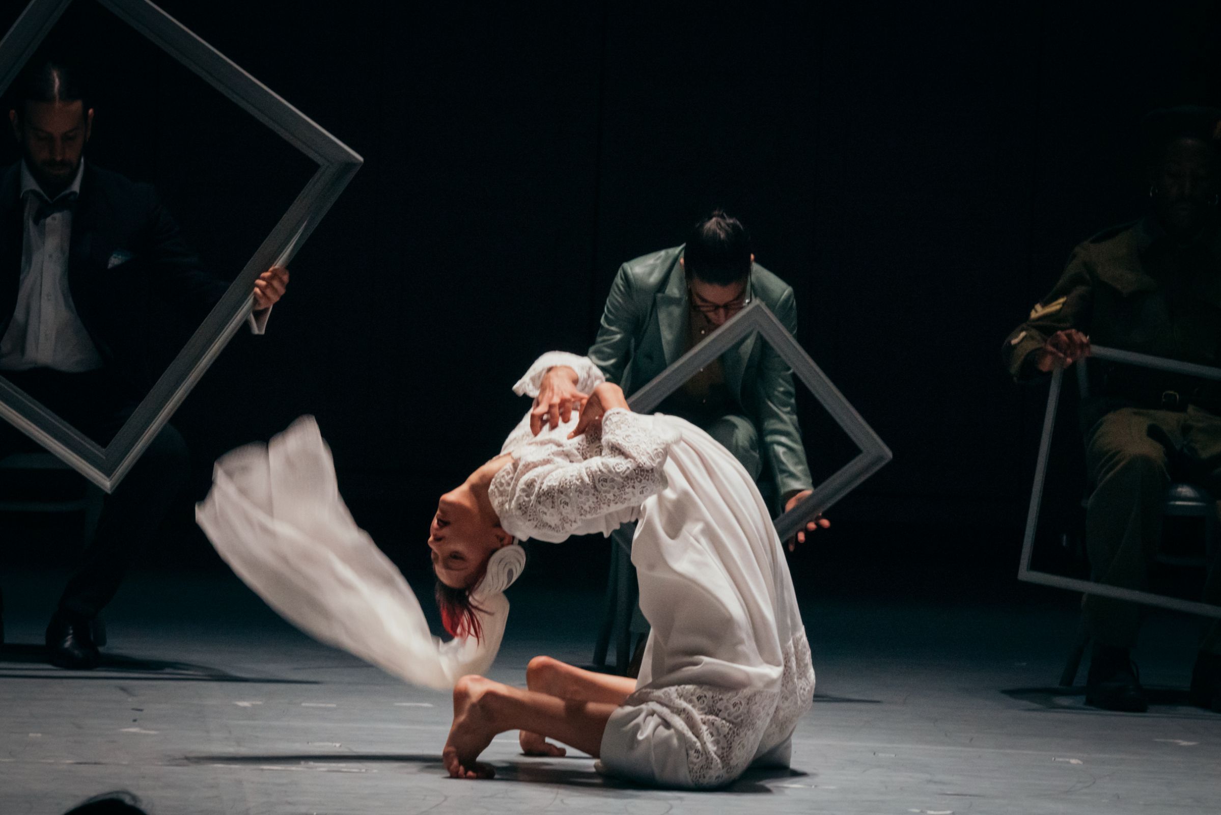 Ido Gidron, Maryna Kushchova (Ashotivna), Dorotea Saykaly and Nick Coutsier in <i>Vlaemsch (chez moi)</i> &copy; Filip Van Roe
