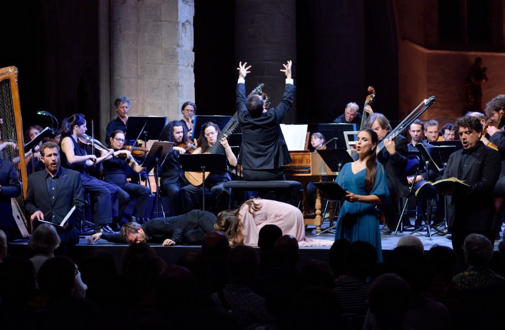 Leonardo Garc&iacute;a-Alarc&oacute;n dirige <i>Acis et Galat&eacute;e</i> &agrave; Ambronay &copy; Bertrand Pich&egrave;ne
