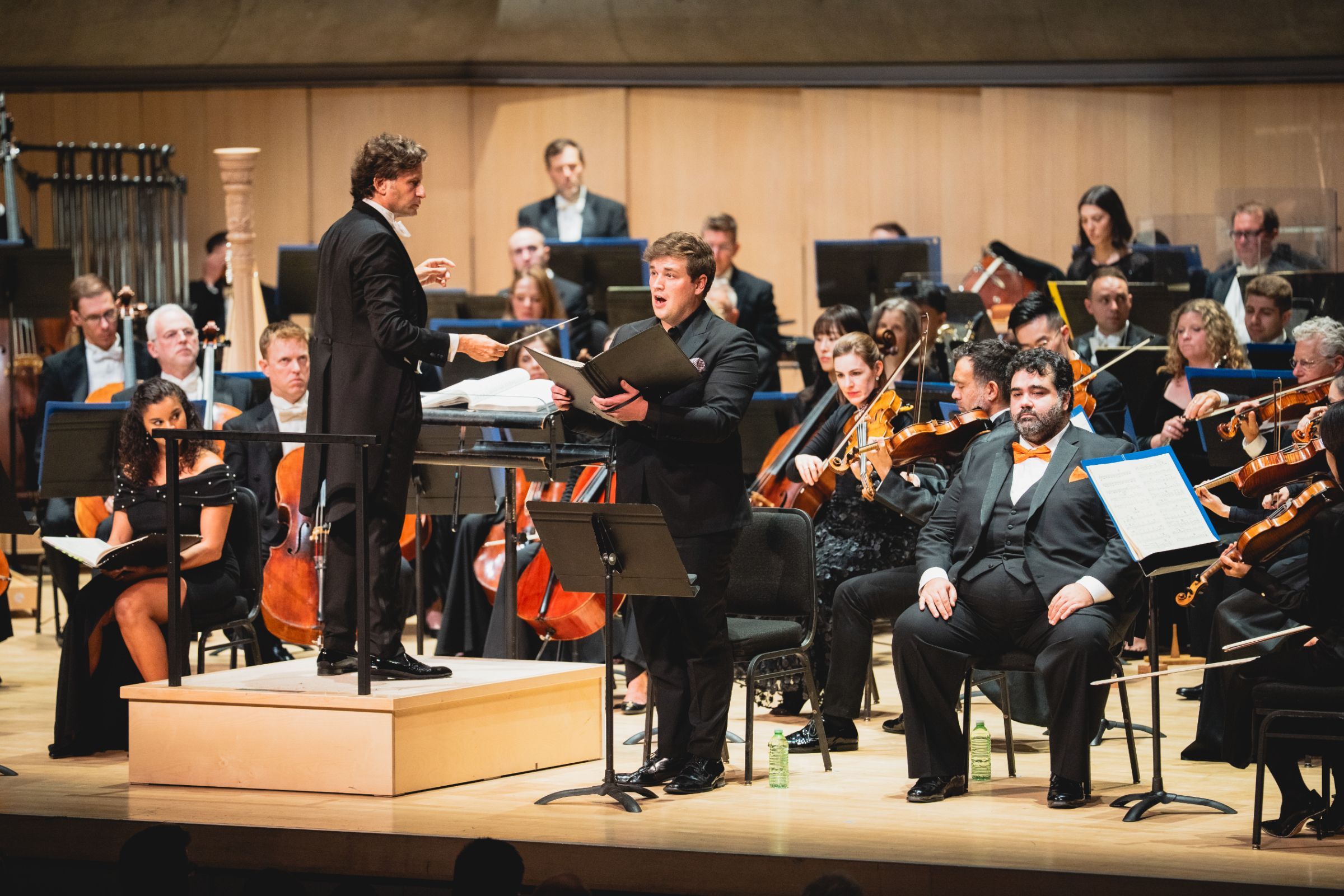 Gustavo Gimeno, Sean Michael Plumb and the Toronto Symphony Orchestra &copy; Allan Cabral, Courtesy of the Toronto Symphony Orchestra