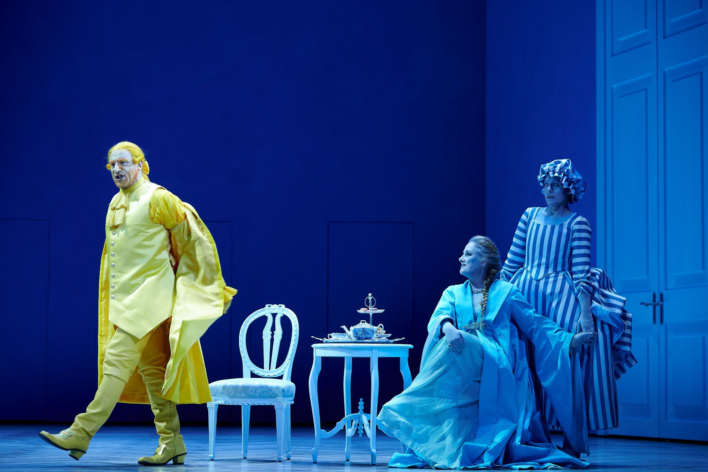 Günther Groissböck (Baron Ochs), Diana Damrau (Marschallin) and Angela Brower (Octavian) &copy; Matthias Baus