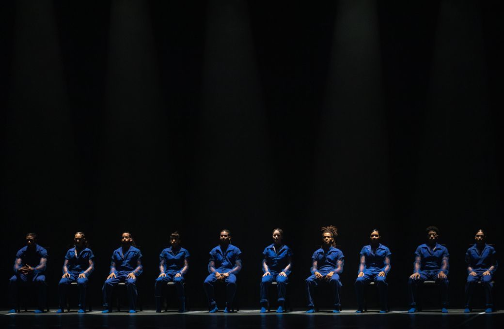 Acosta Danza in <i>98 Días</i> by Javier De Frutos © Argel Ernesto González Alvarez