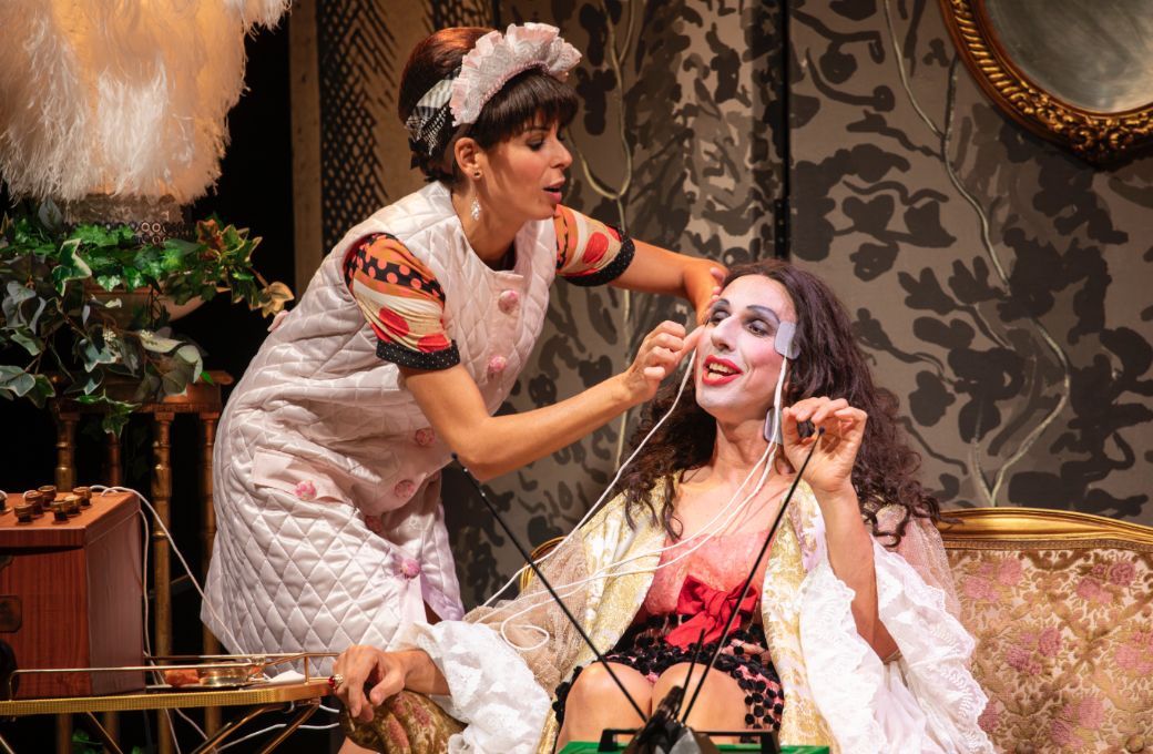 Irene Palaz&oacute;n (Cecilia) y C&eacute;sar San Mart&iacute;n (Baronesa) &copy; Fundaci&oacute;n Juan March