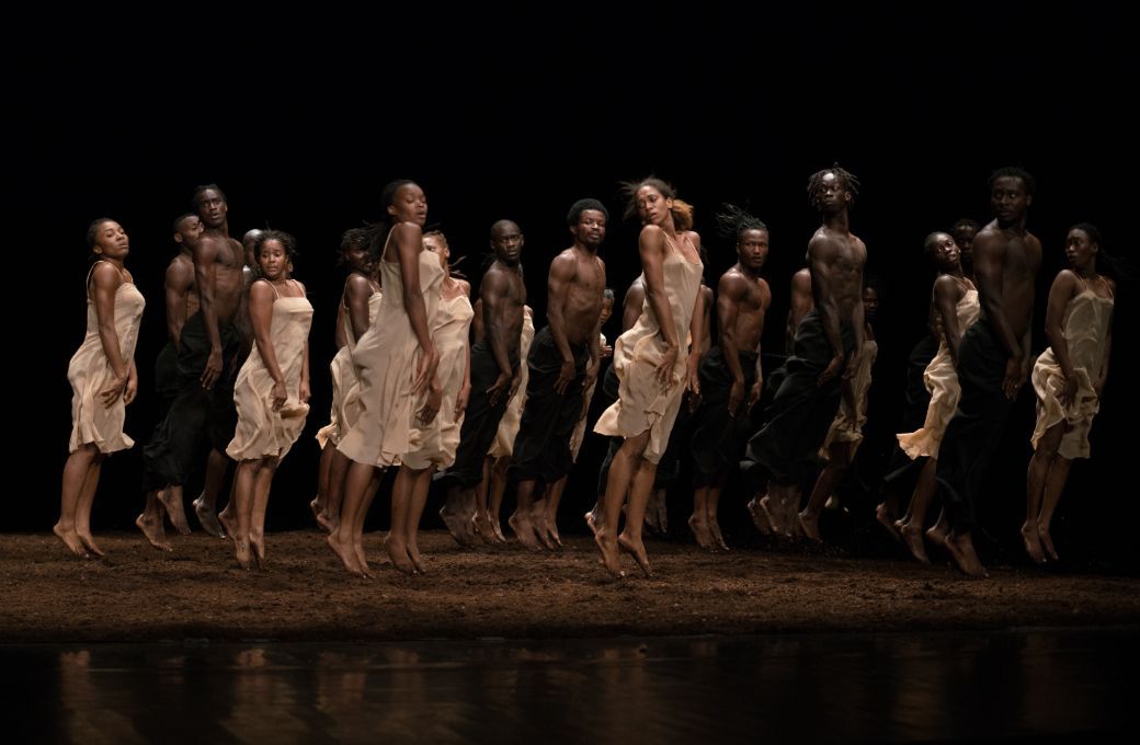 <i>Le Sacre du printemps</i> de Pina Bausch &copy; Marteen Vanden Abeele