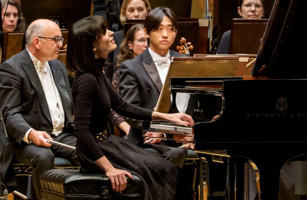 Alice Sara Ott and the Chicago Symphony Orchestra &copy; Todd Rosenberg Photography