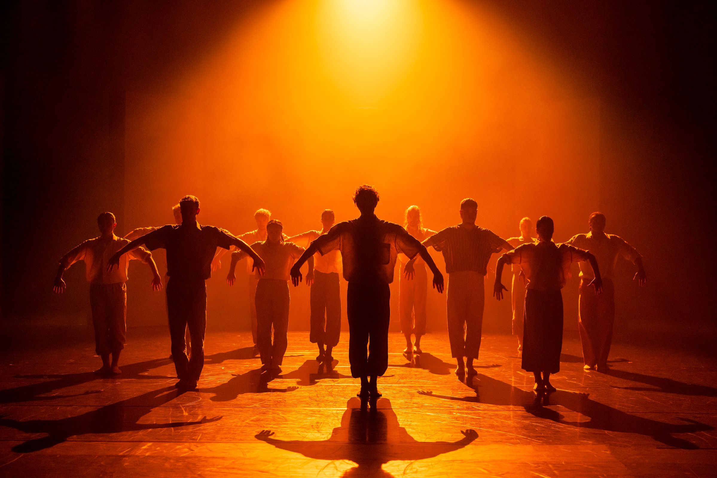 Opera Ballet Vlaanderen in Hofesh Shechter's <i>Grand Finale</i> &copy; Koen Broos, OBV