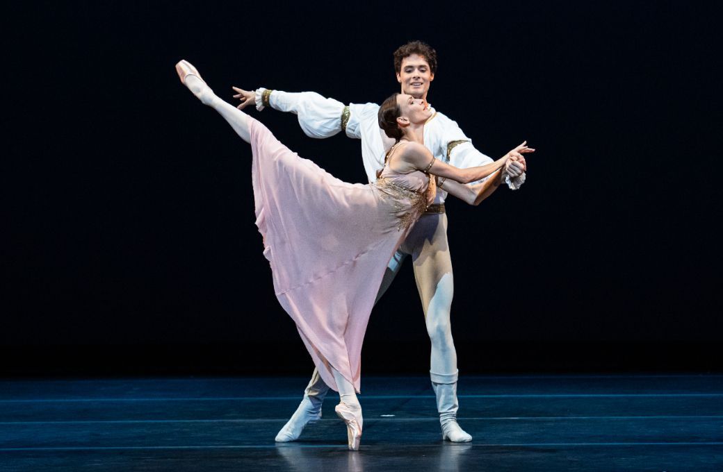 Olga Smirnova and Jacopo Tissi in Rudi van Dantzig's <i>Romeo and Juliet</i> &copy; Steven Pisano