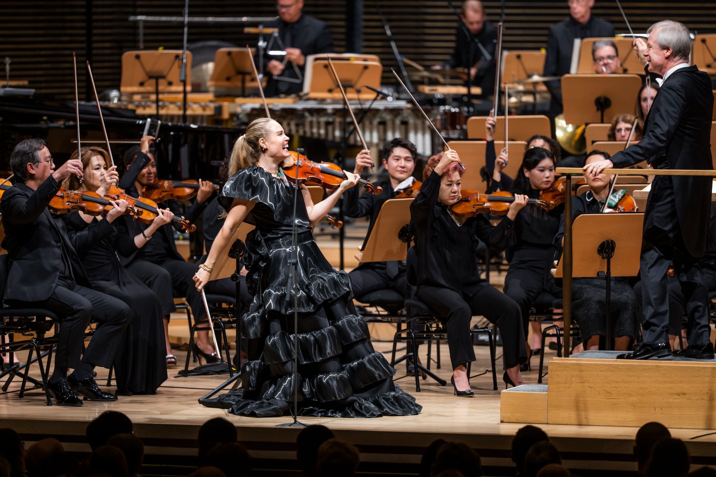 Leila Josefowicz, David Ronertson and the New York Philharmonic &copy; Chris Lee