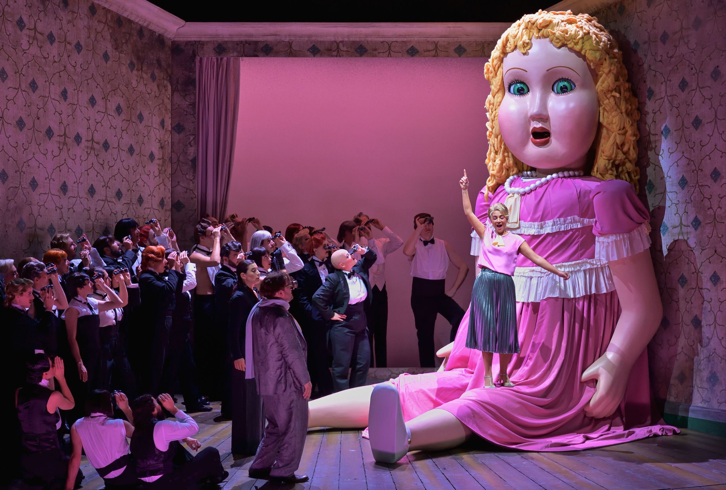 <i>Les Contes d'Hoffmann</i> à l'Opéra-Comique &copy; Stefan Brion