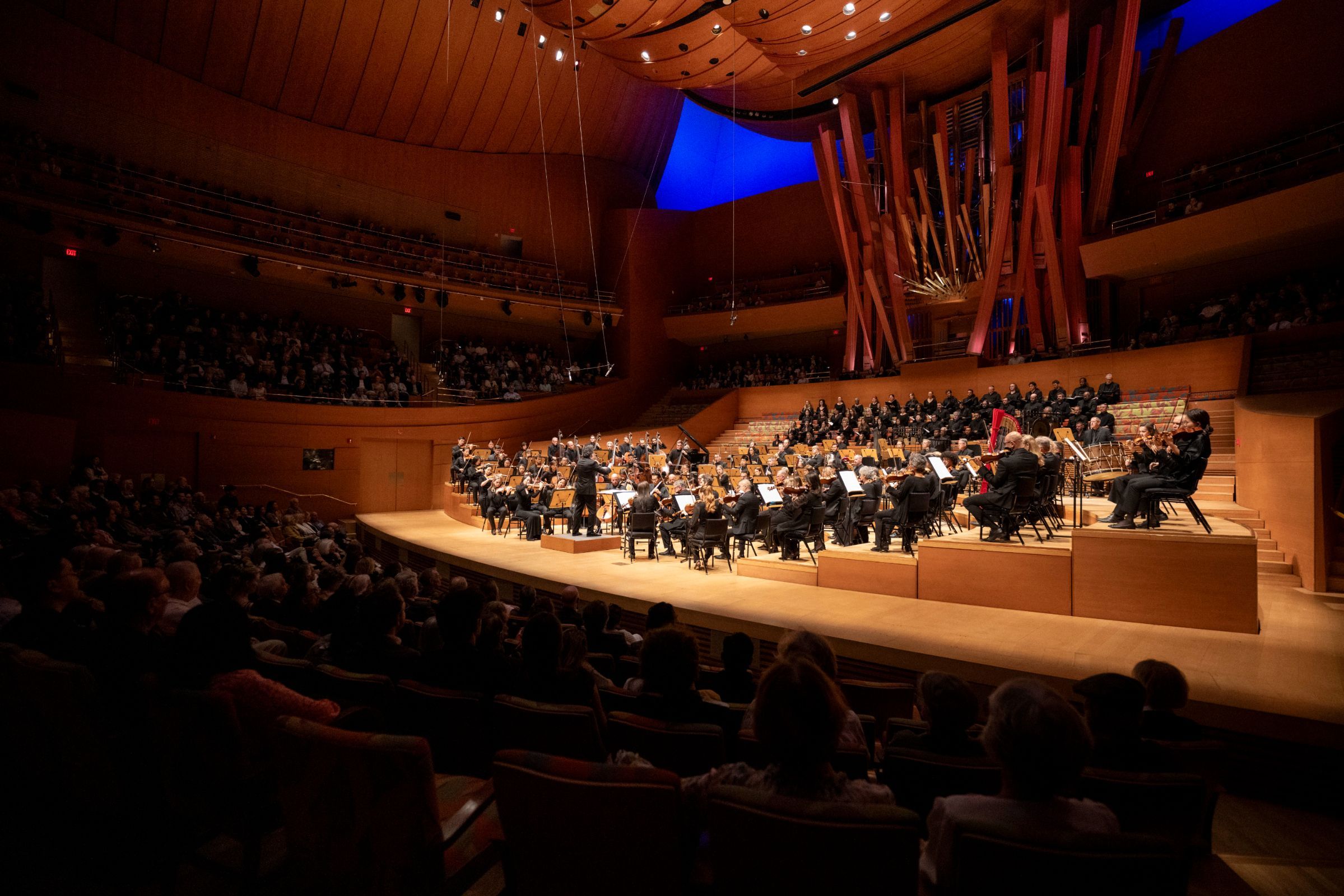 Gustavo Dudamel conducts the Los Angeles Philharmonic © Timothy Norris, courtesy of the Los Angeles Philharmonic Association