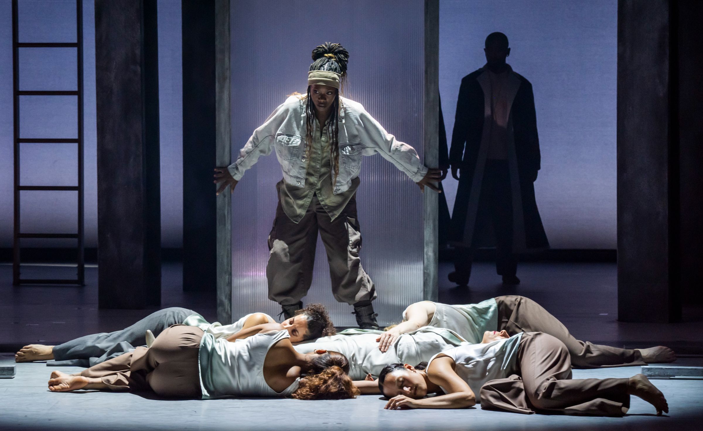 BSL Performer Tianah Hodding with Anna Dennis (Susanna) and Phoenix Dance Theatre &copy; Tristram Kenton