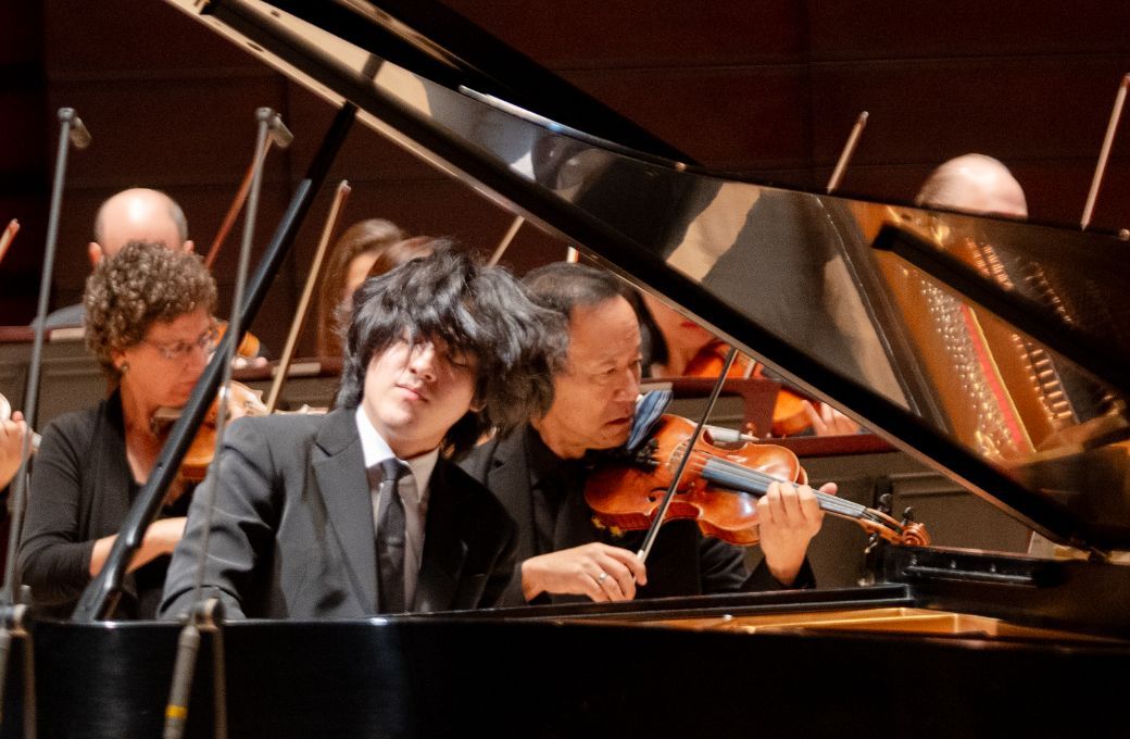Yunchan Lim and the Philadelphia Orchestra © Margo Reed