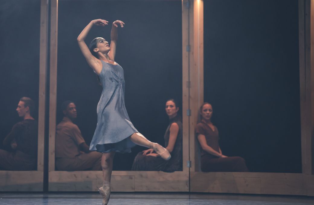 Letizia Galloni dans <i>Rhapsodies</i> © Maria-Helena Buckley / Opéra national de Paris