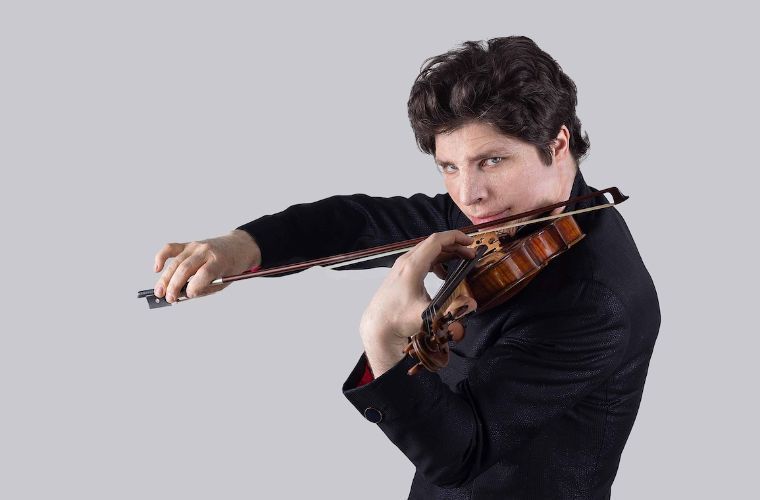 Augustin Hadelich &copy; Suxiao Yang