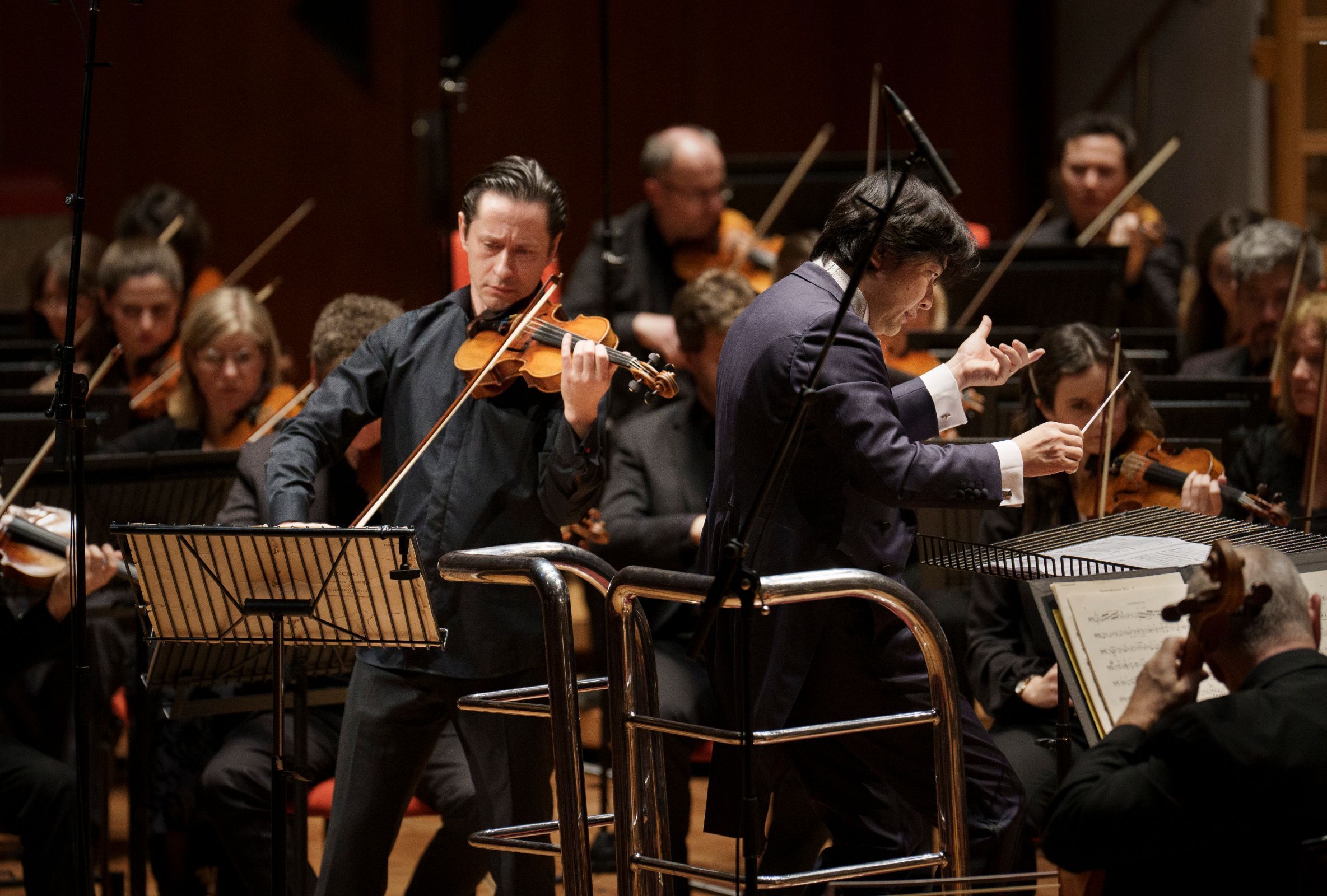 Eugene Tzikindelean performs with CBSO © Andrew Fox