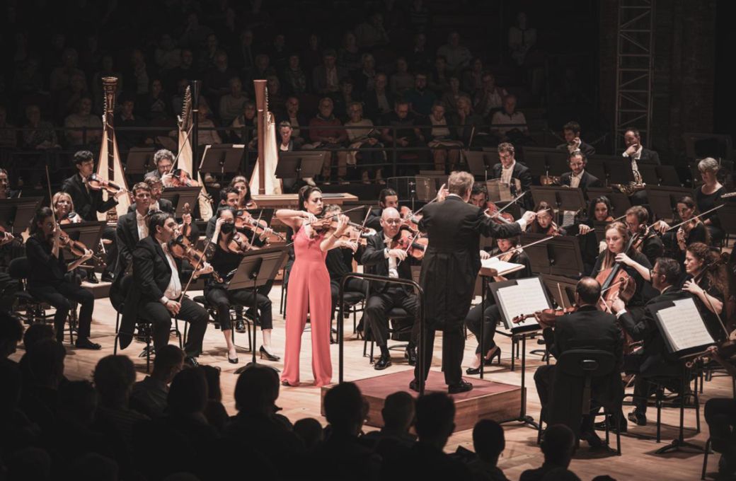 Leticia Moreno, Jonathan Nott et l'Orchestre National du Capitole de Toulouse &copy; Romain Alcaraz