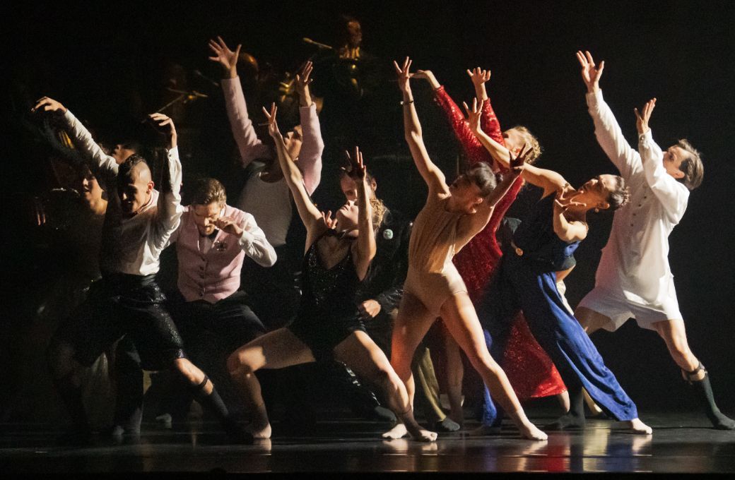 Paris Opera Ballet in Hofesh Shechter's <i>Red Carpet</i> © Steven Pisano