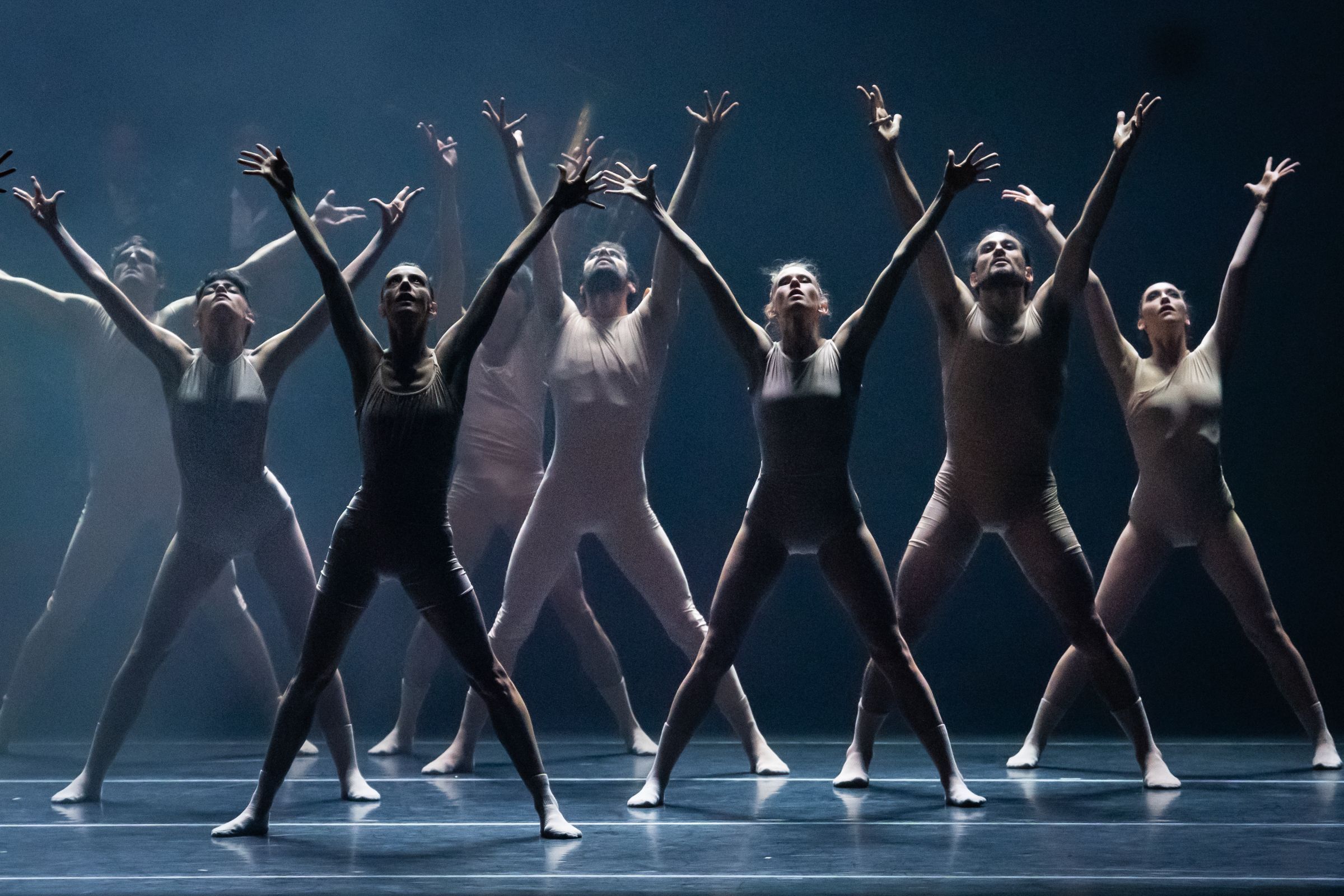 Paris Opera Ballet in Hofesh Shechter's <i>Red Carpet</i> © Steven Pisano