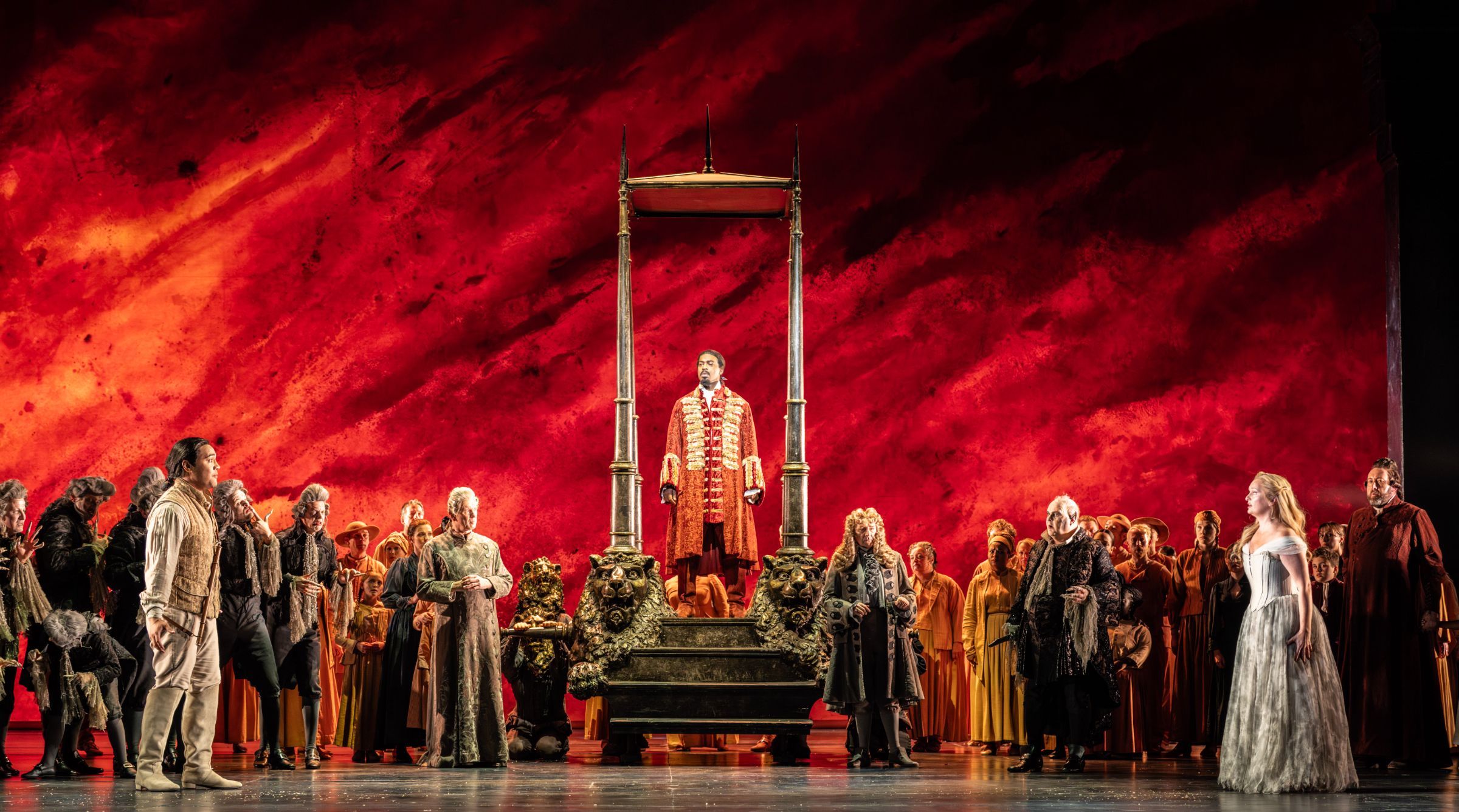 Soloman Howard (Sarastro) in the Act 1 finale &copy; The Royal Opera | Johan Persson