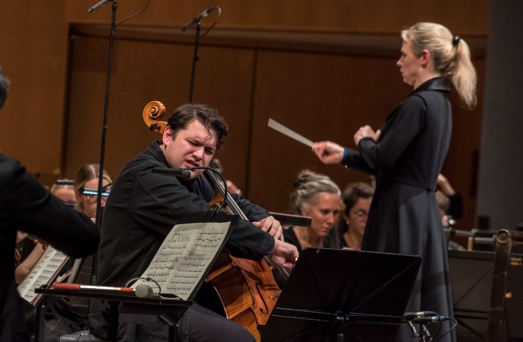 Gabriel Cabezas, Gemma New and the BBC Philharmonic Orchestra © Chris Payne