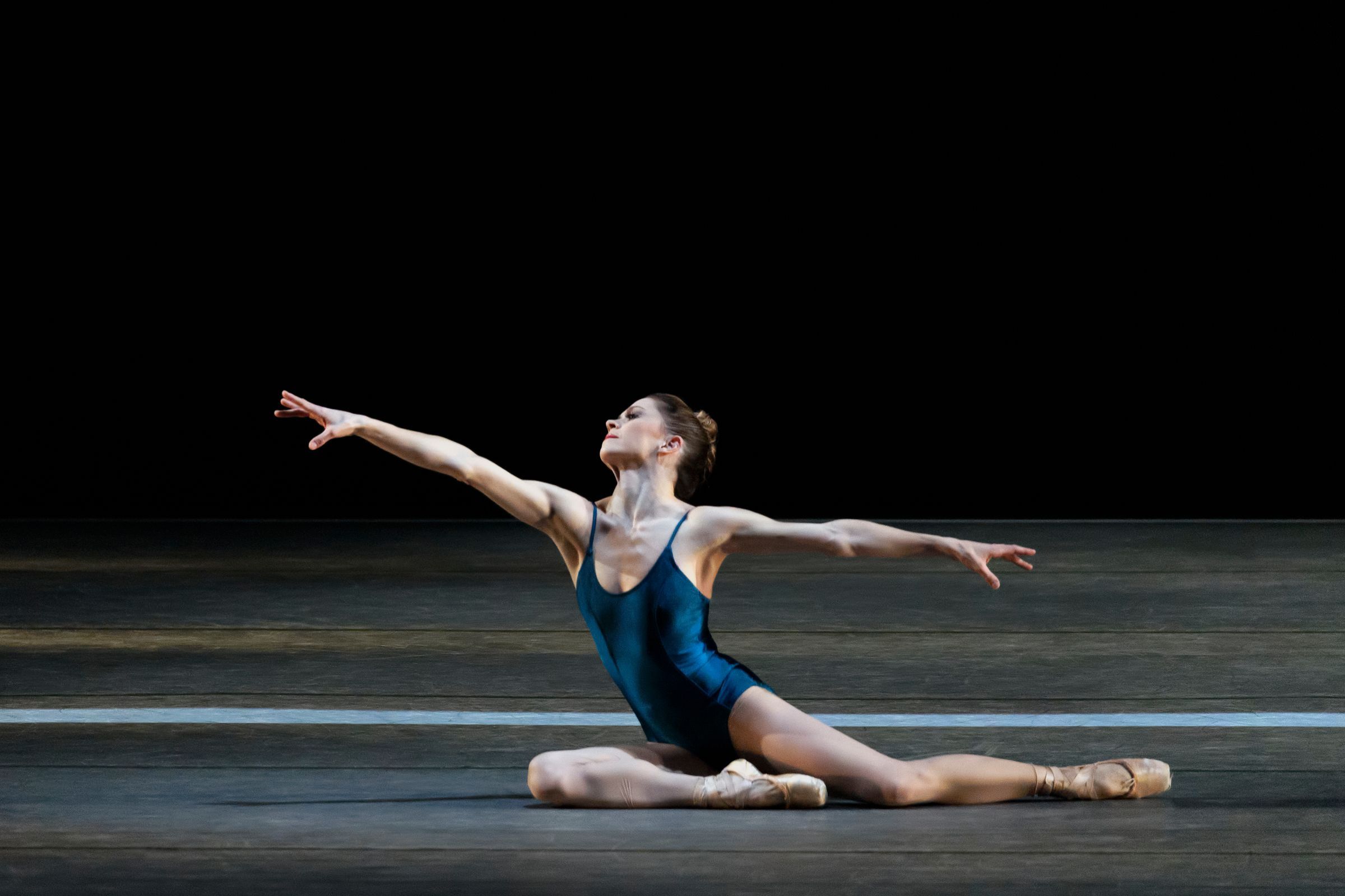 Megan Fairchild in Alexei Ratmansky's <i>Voices</i> © Erin Baiano