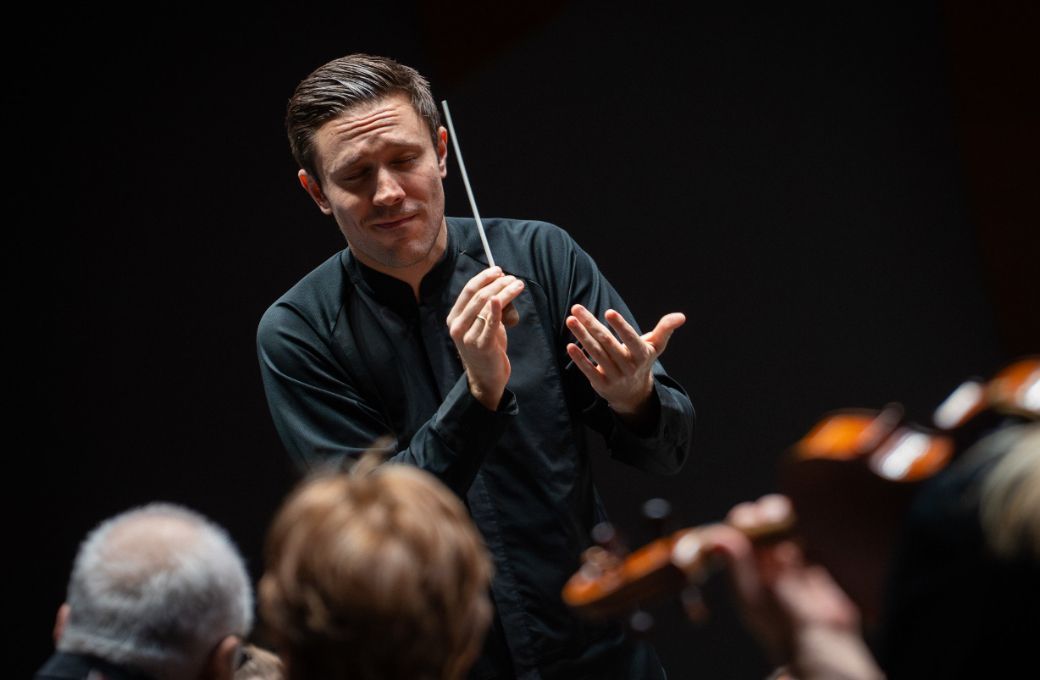 Roberto Gonz&aacute;lez-Monjas &copy; Orquesta Sinf&oacute;nica de Galicia