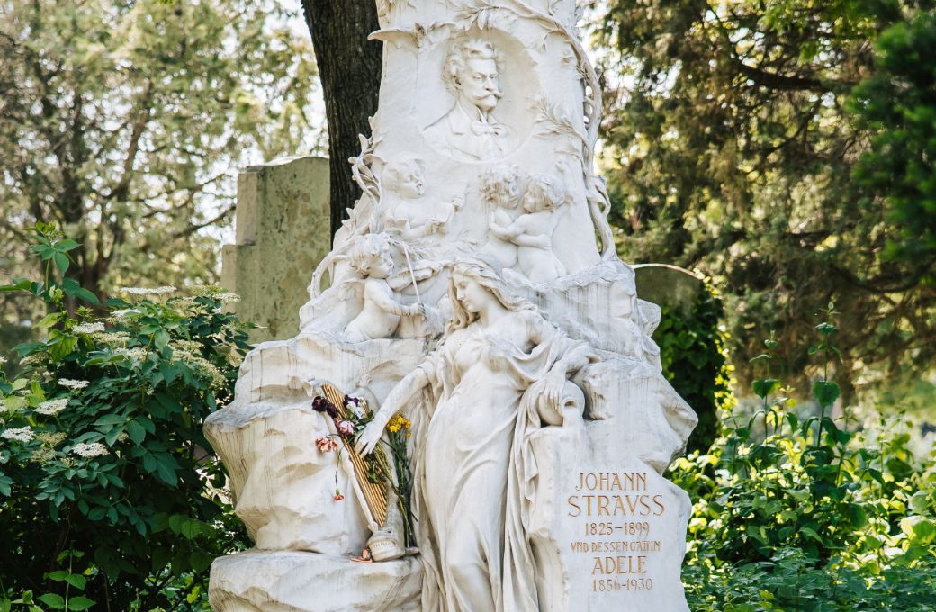 Grave of Johann Strauss II, Zentralfriedhof © WienTourismus | Paul Bauer