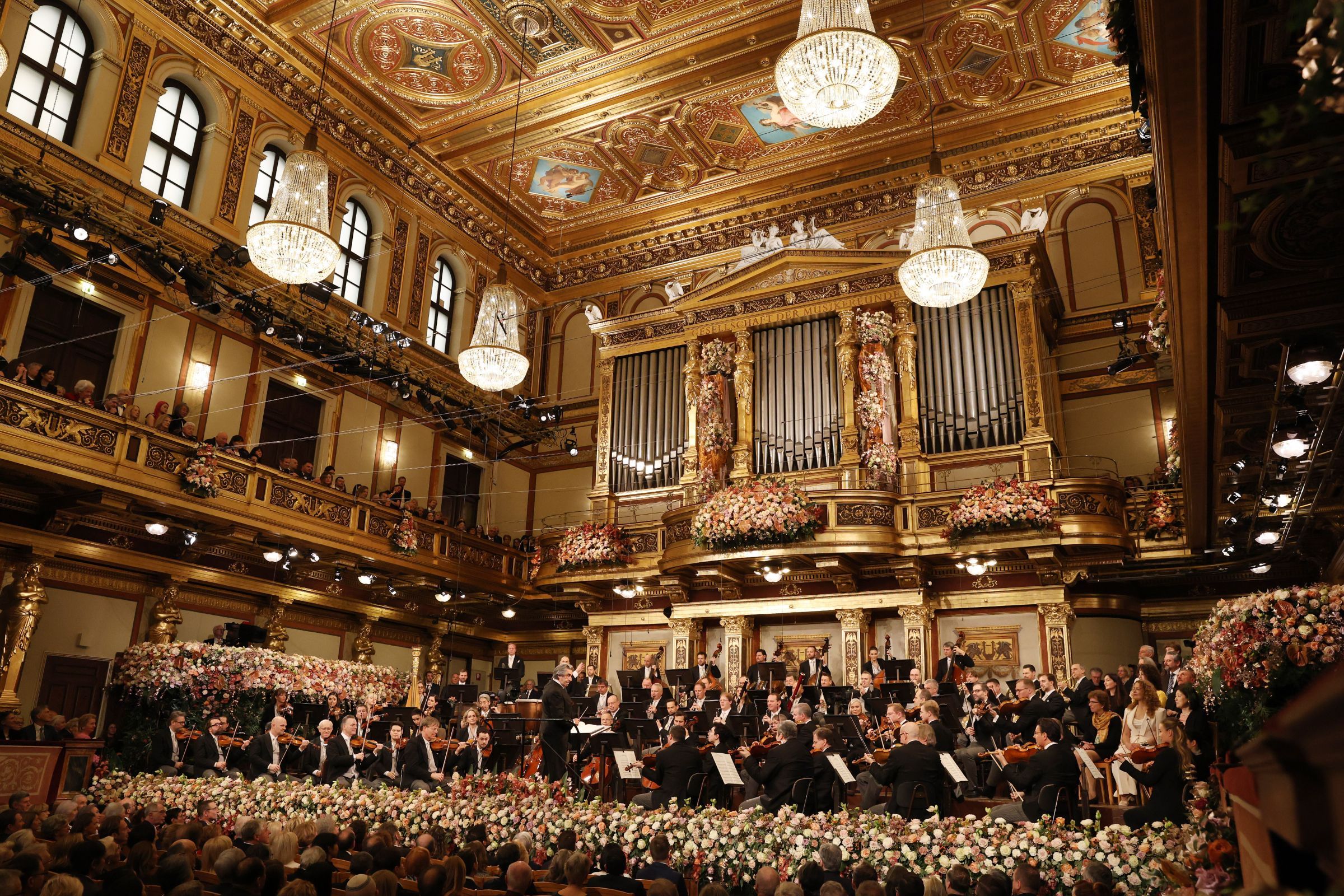 Riccardo Muti conducts the New Year's Concert 2025 © Dieter Nagl für die Wiener Philharmoniker