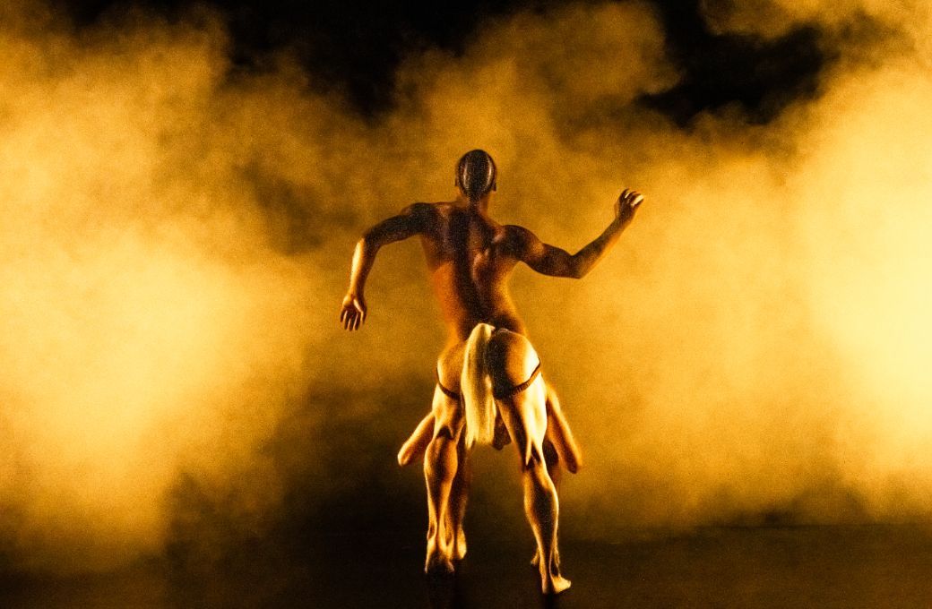 Limón Dance Company in Diego Vega Solorza's <i>Jamelgos</i> © Steven Pisano