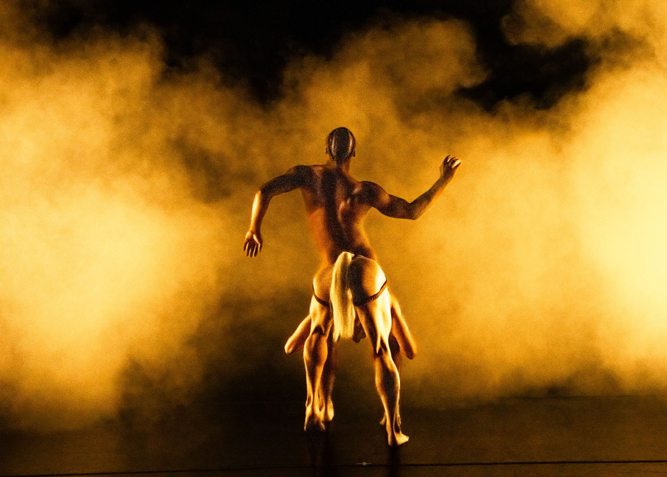 Limón Dance Company in Diego Vega Solorza's <i>Jamelgos</i> © Steven Pisano