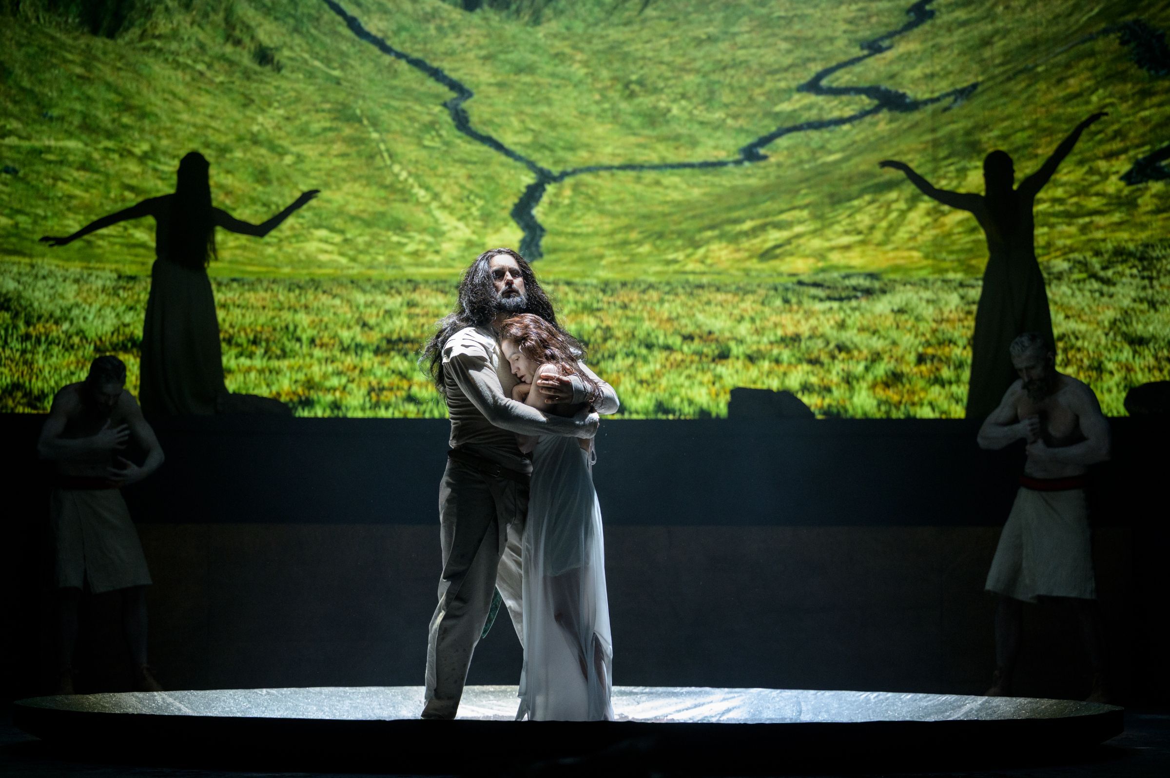 Seth Carico (Finn) and Jana Vrána (National Theatre Opera Ballet) &copy; Petr Neubert