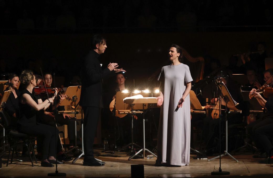 Teodor Currentzis e Iveta Simonyan &copy; Elvira Meg&iacute;as | La Filarm&oacute;nica