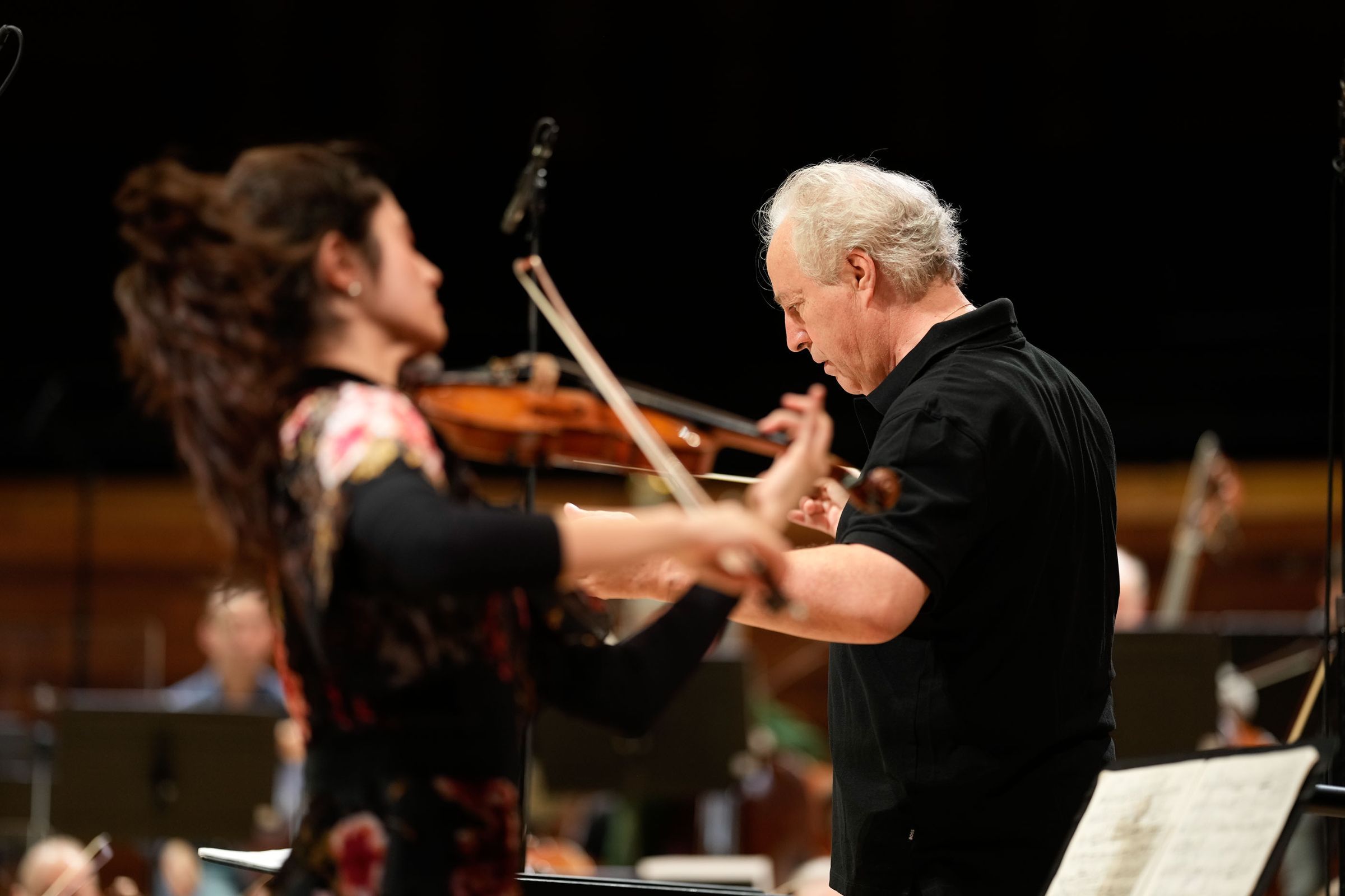 Manfred Honeck en répétition avec l'Orchestre National de France © Christophe Abramowitz / Radio France