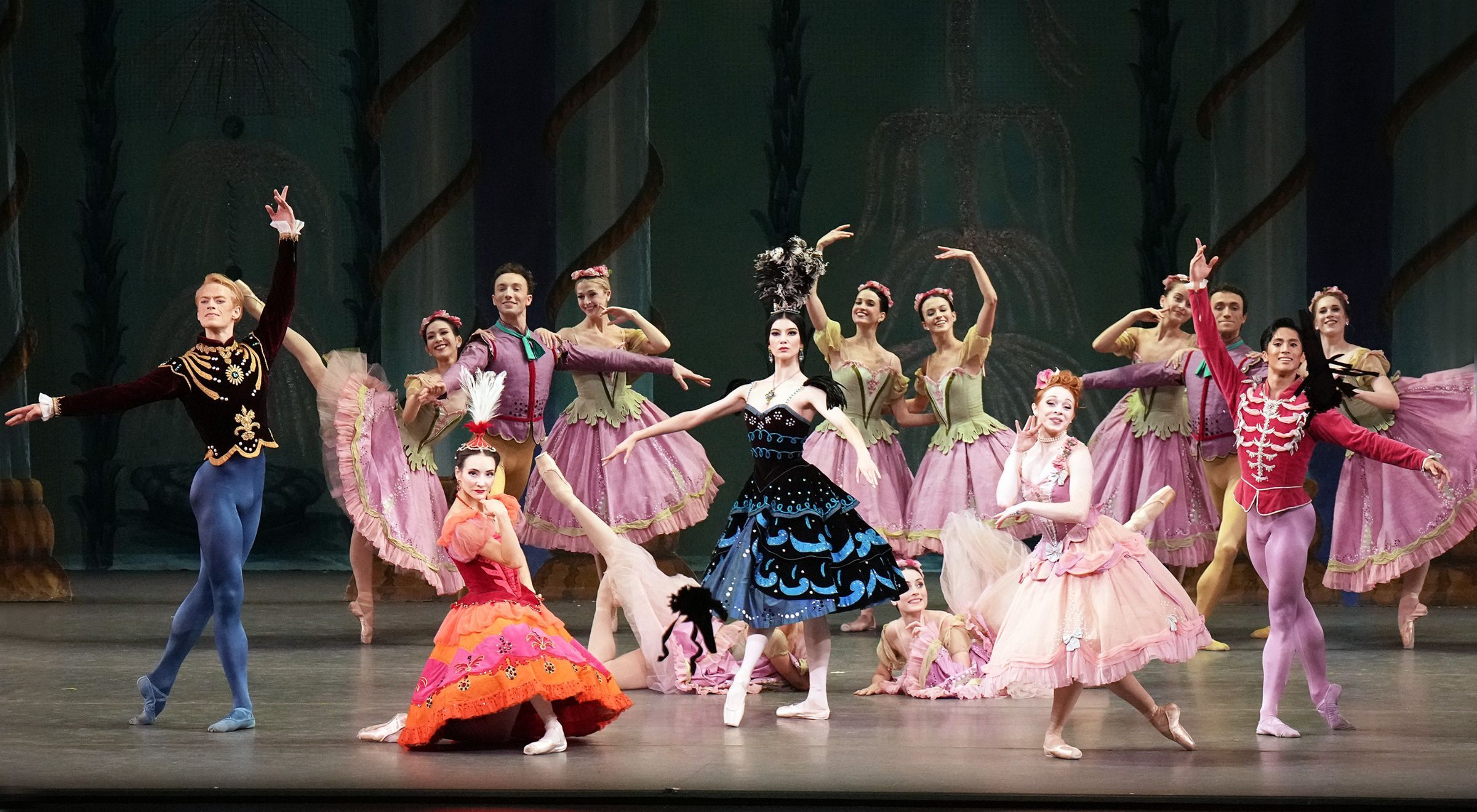 Christine Shevchenko, Chloe Misseldine and Zimmi Coker in Antony Tudor's <i>Gala Performance</i> &copy; Steven Pisano
