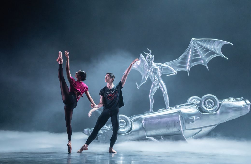 Céline Gittens and Haoliang Feng in <i>Black Sabbath – The Ballet</i> © Johan Persson