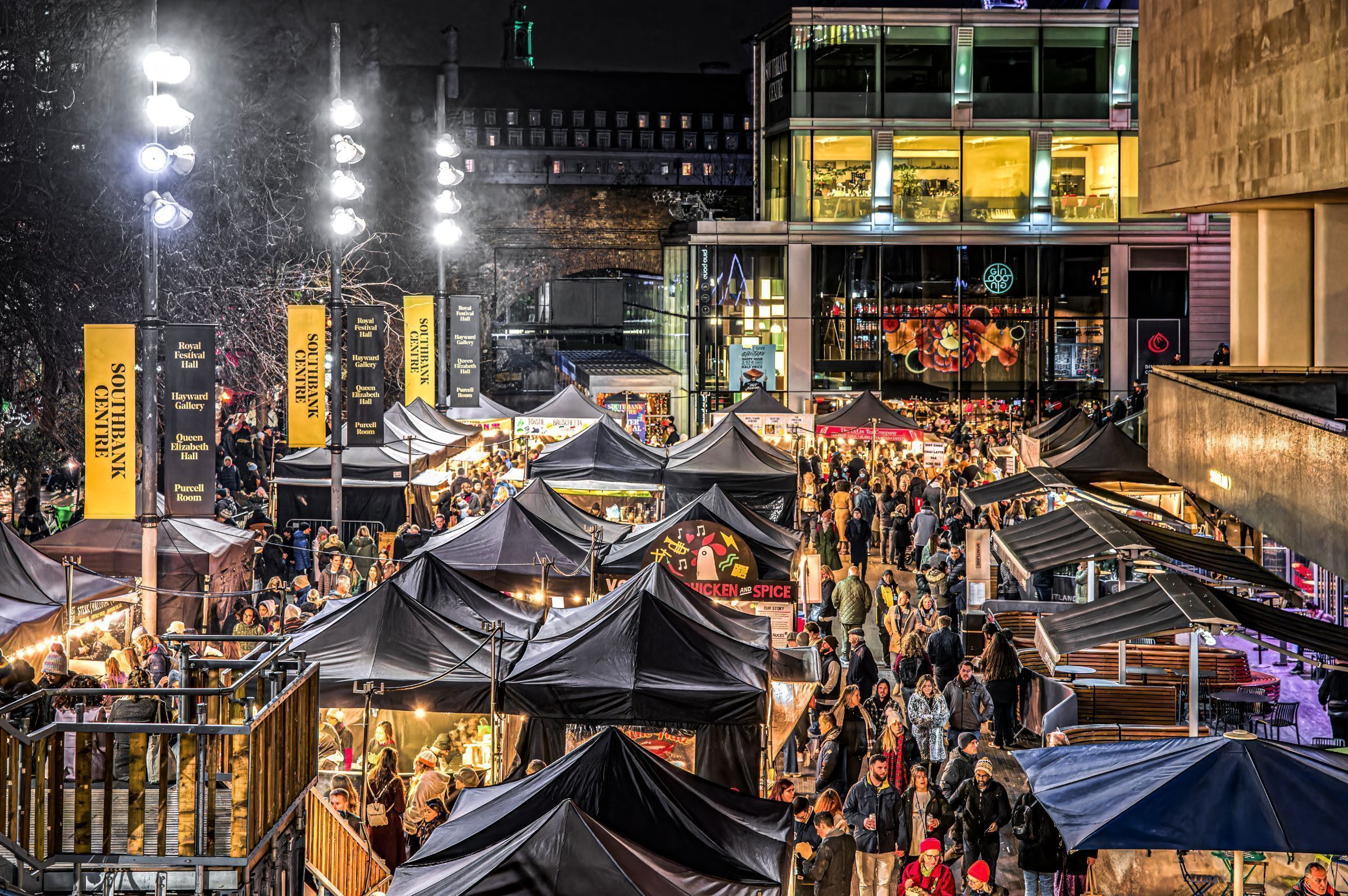 Winter market at the Southbank Centre © John Lam | Flickr