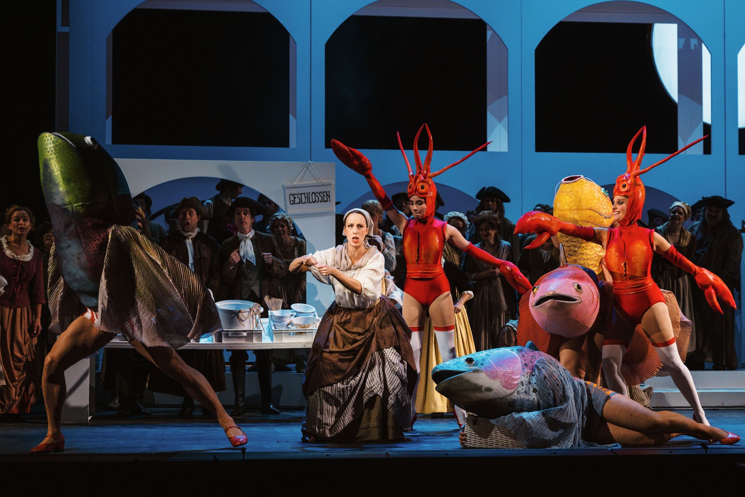 Johanna Arrouas (Annina) &copy; Marco Sommer | Volksoper Wien